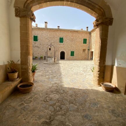 Essence Yoga Retreats 19 WhatsApp Image 2024 05 15 at 09.51.41 3 Essence Yoga Retreats